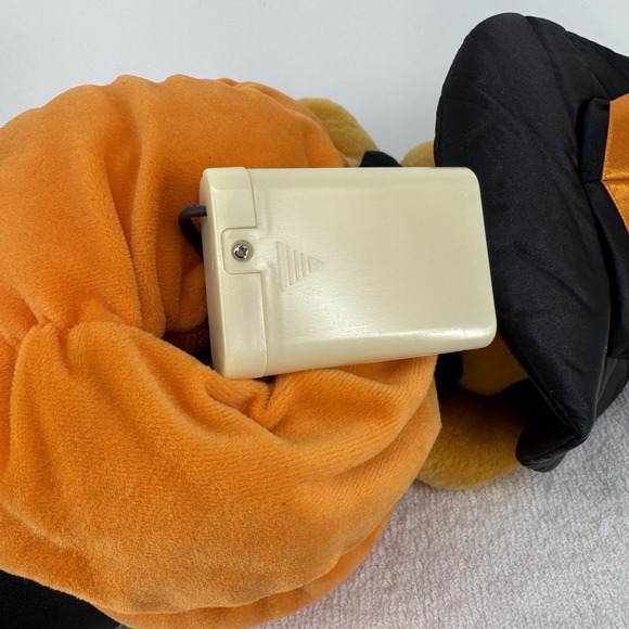 RARE Disney Store Light Up &‎ Talk Winnie The Pooh Witch Halloween Pumpkin Plush - Picture 6 of 9